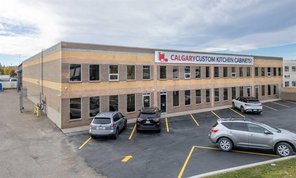 2275 Pegasus Way Ne, Calgary, AB