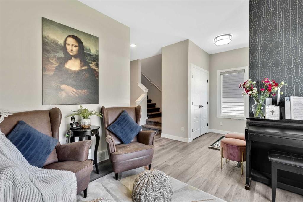 3675 Cornerstone Boulevard Ne, Calgary, AB - Indoor Photo Showing Living Room