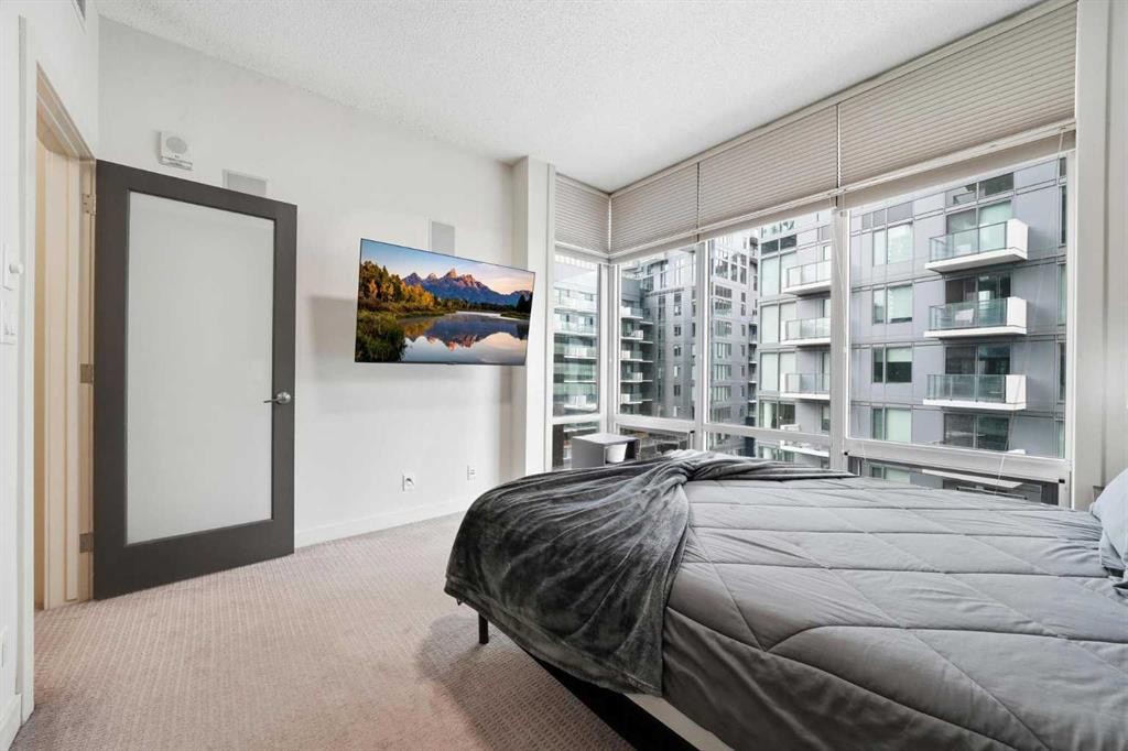 504-530 12 Avenue Sw, Calgary, AB - Indoor Photo Showing Bedroom