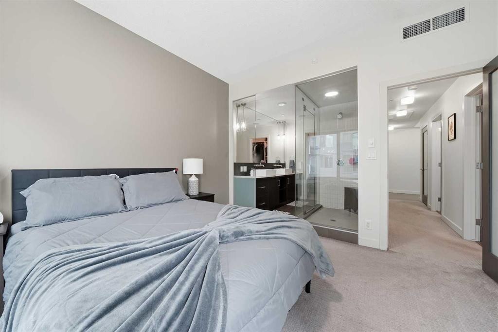 504-530 12 Avenue Sw, Calgary, AB - Indoor Photo Showing Bedroom