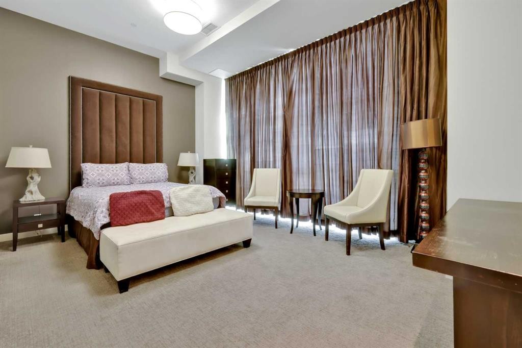 504-530 12 Avenue Sw, Calgary, AB - Indoor Photo Showing Bedroom