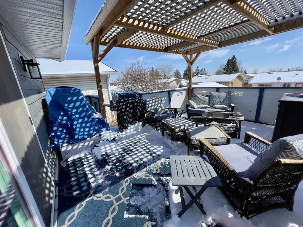 3311 Radcliffe Drive Se, Calgary, AB - Outdoor With Deck Patio Veranda With Exterior