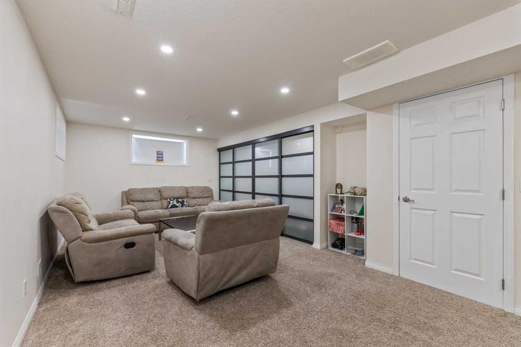 1148 Windhaven Close Sw, Airdrie, AB - Indoor