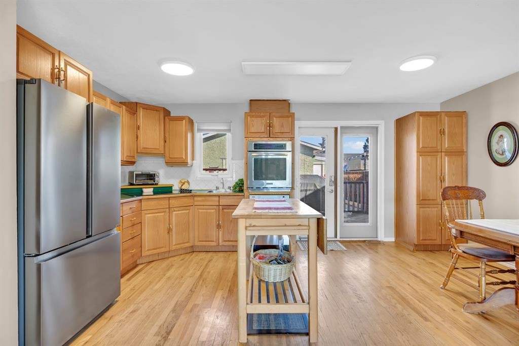 36 Alpine Crescent Se, Airdrie, AB - Indoor