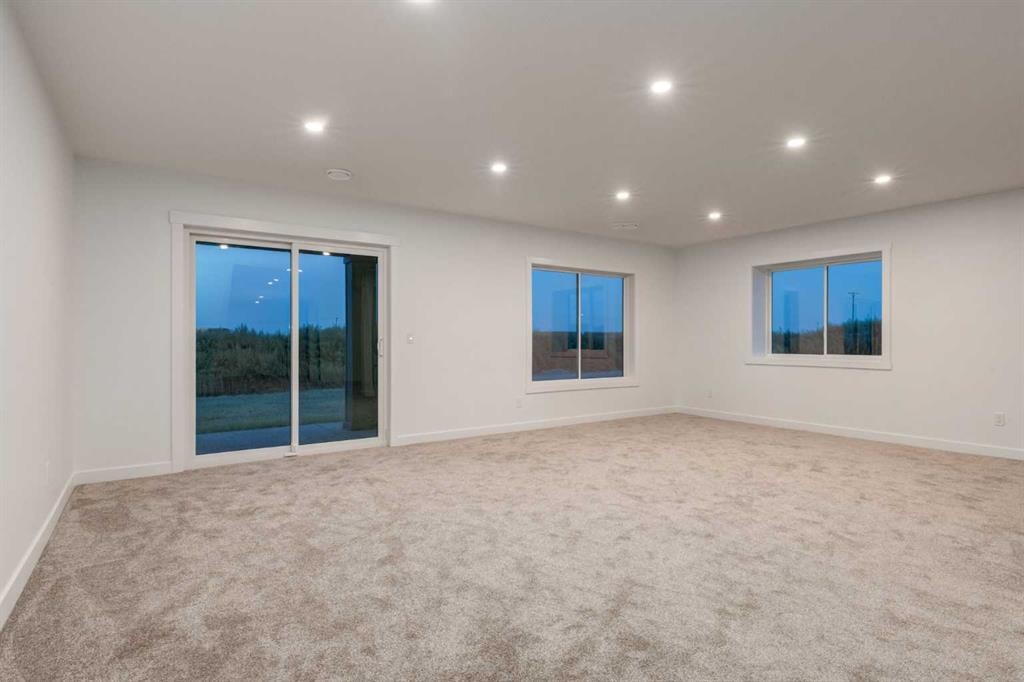 232 Red Tail Ridge Se, High River, AB - Indoor Photo Showing Other Room
