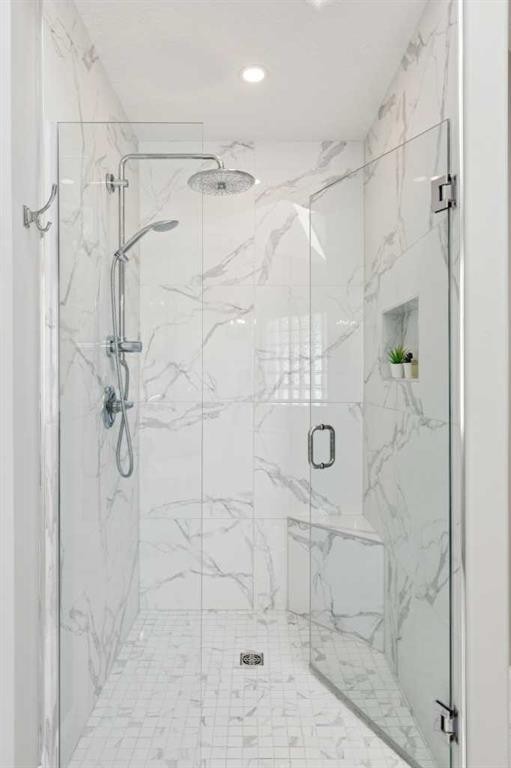 129 Mt Douglas Circle Se, Calgary, AB - Indoor Photo Showing Bathroom