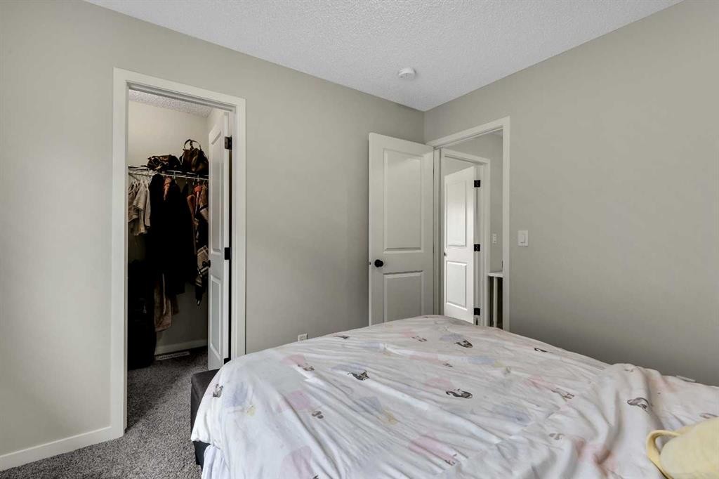 46 Creekstone Path Sw, Calgary, AB - Indoor Photo Showing Bedroom