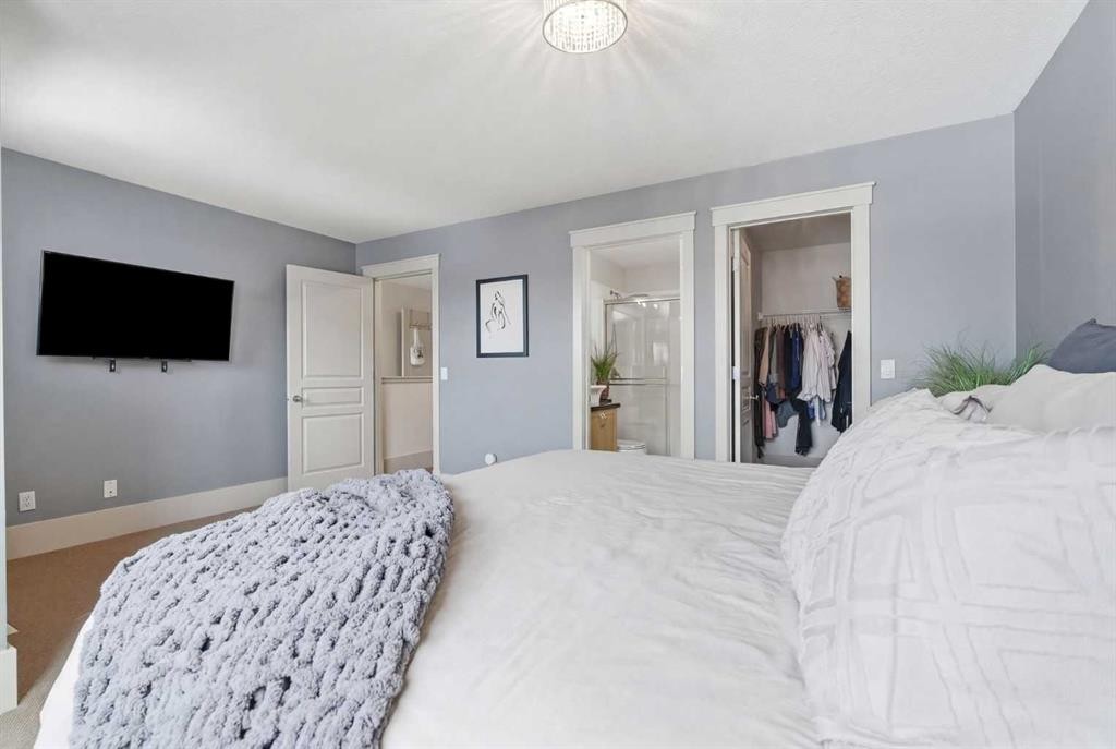 54 Wentworth Common Sw, Calgary, AB - Indoor Photo Showing Bedroom
