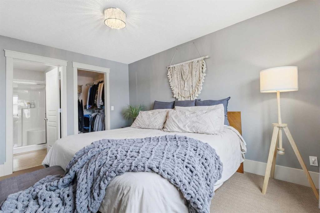 54 Wentworth Common Sw, Calgary, AB - Indoor Photo Showing Bedroom