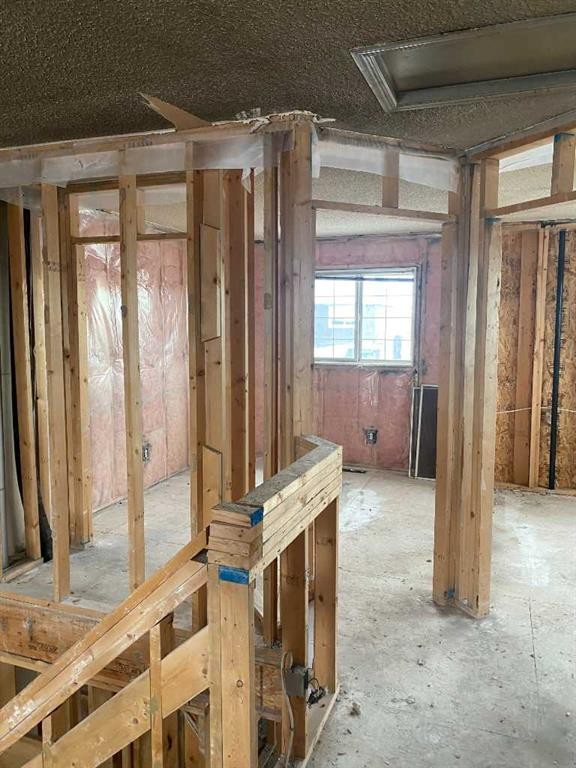 78 Saddlecrest Place Ne, Calgary, AB - Indoor