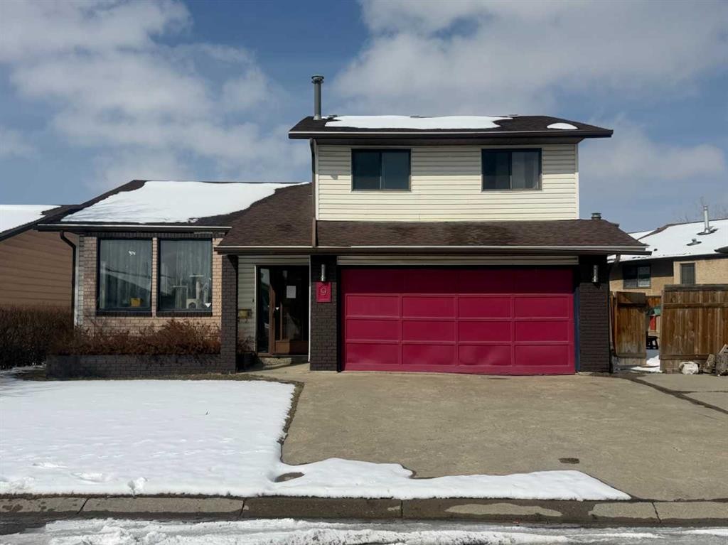 9 Whiteram Hill Ne, Calgary, AB - Outdoor