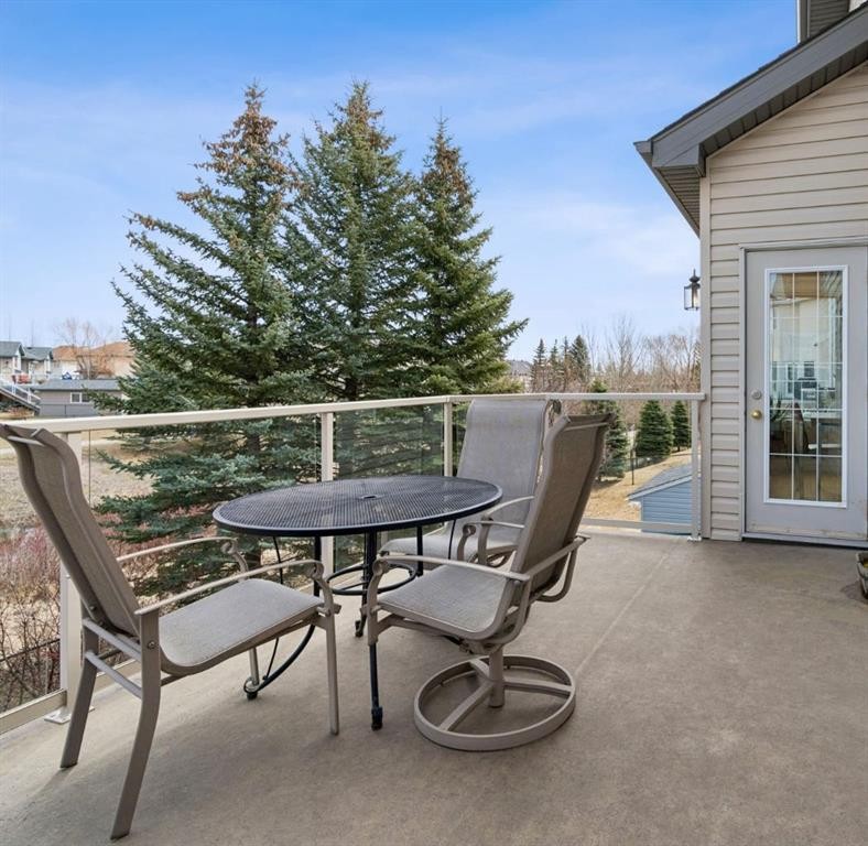 212 Springmere Place, Chestermere, AB - Outdoor With Exterior