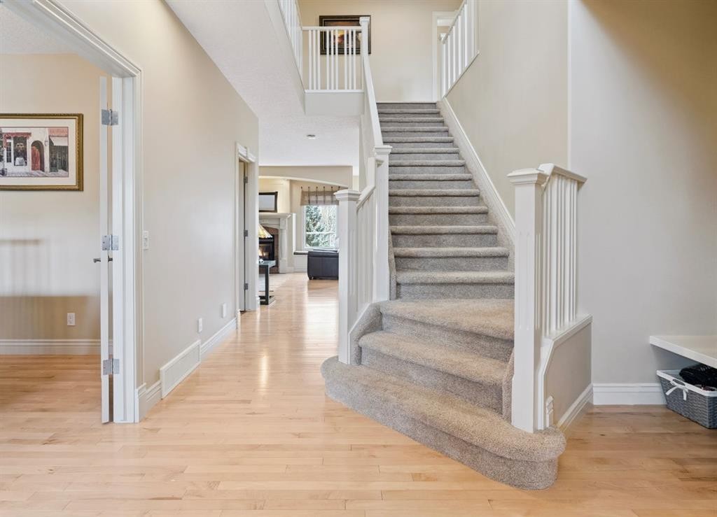 212 Springmere Place, Chestermere, AB - Indoor Photo Showing Other Room