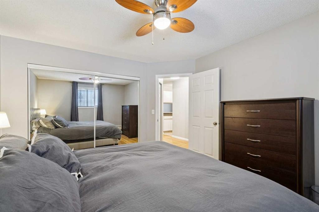102-21 Dover Point Se, Calgary, AB - Indoor Photo Showing Bedroom