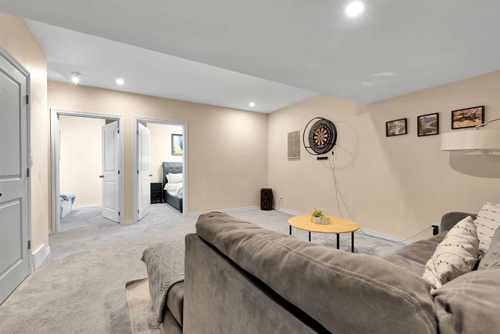 151 Heritage Drive, Cochrane, AB - Indoor