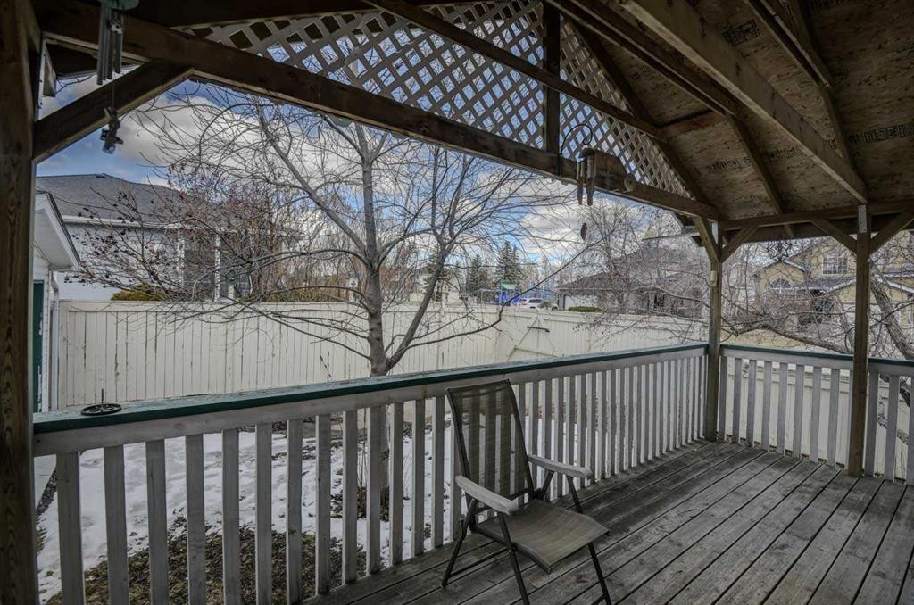 606 Diamond Court Se, Calgary, AB - Outdoor With Deck Patio Veranda