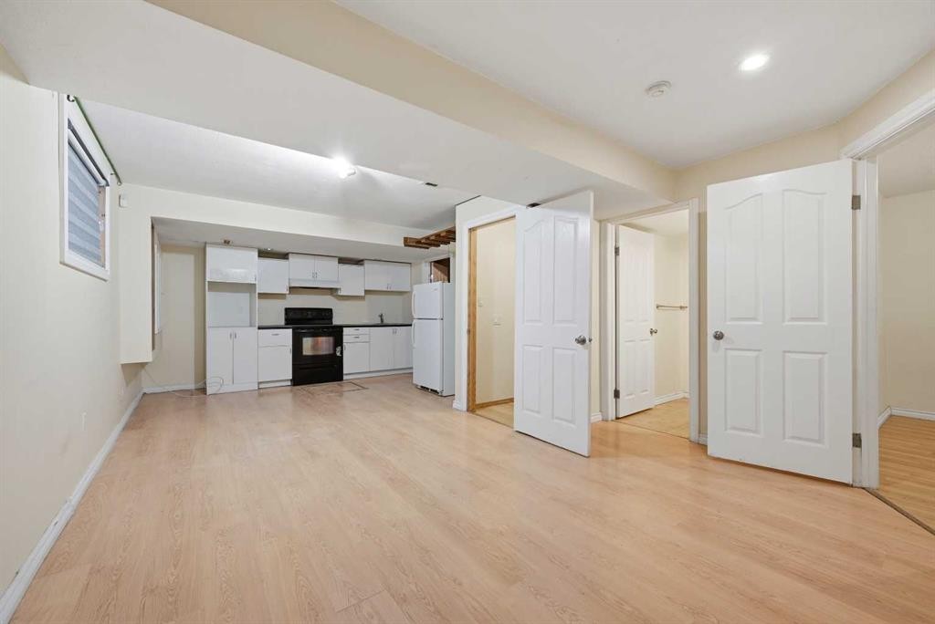 165 Saddlecrest Way Ne, Calgary, AB - Indoor Photo Showing Other Room