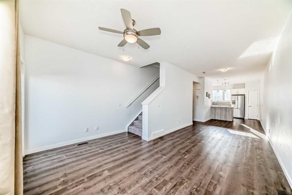 263 Redstone Boulevard Ne, Calgary, AB - Indoor