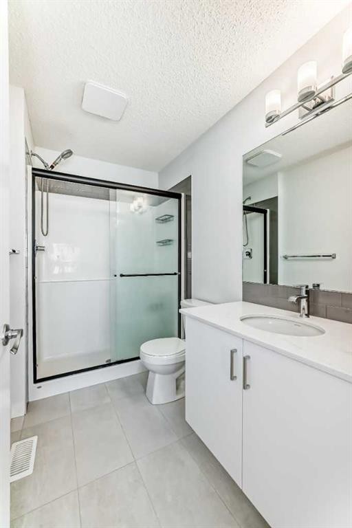 263 Redstone Boulevard Ne, Calgary, AB - Indoor Photo Showing Bathroom