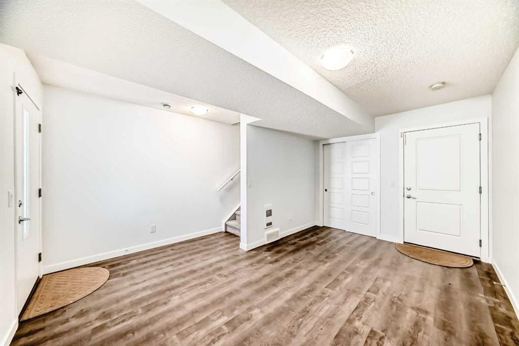263 Redstone Boulevard Ne, Calgary, AB - Indoor Photo Showing Other Room