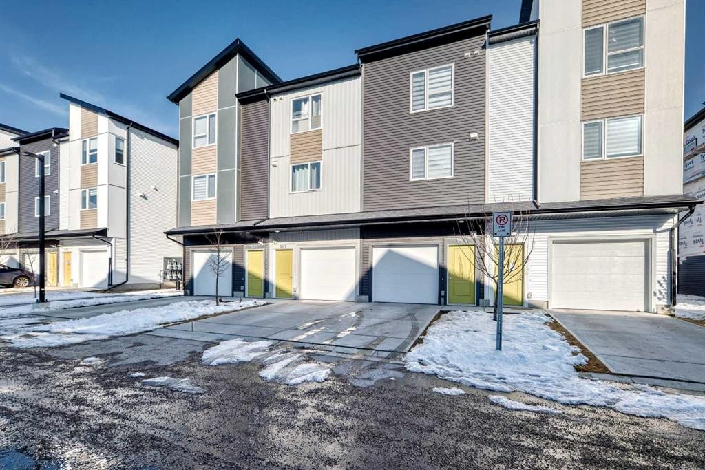 263 Redstone Boulevard Ne, Calgary, AB - Outdoor