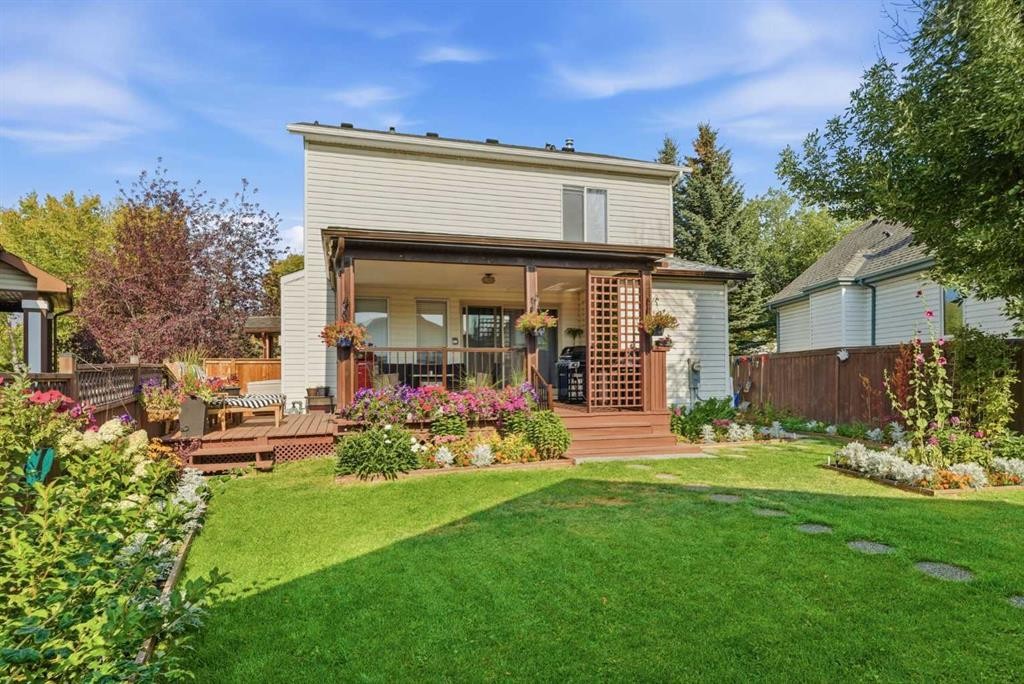 23 Prestwick Green Se, Calgary, AB - Outdoor With Deck Patio Veranda