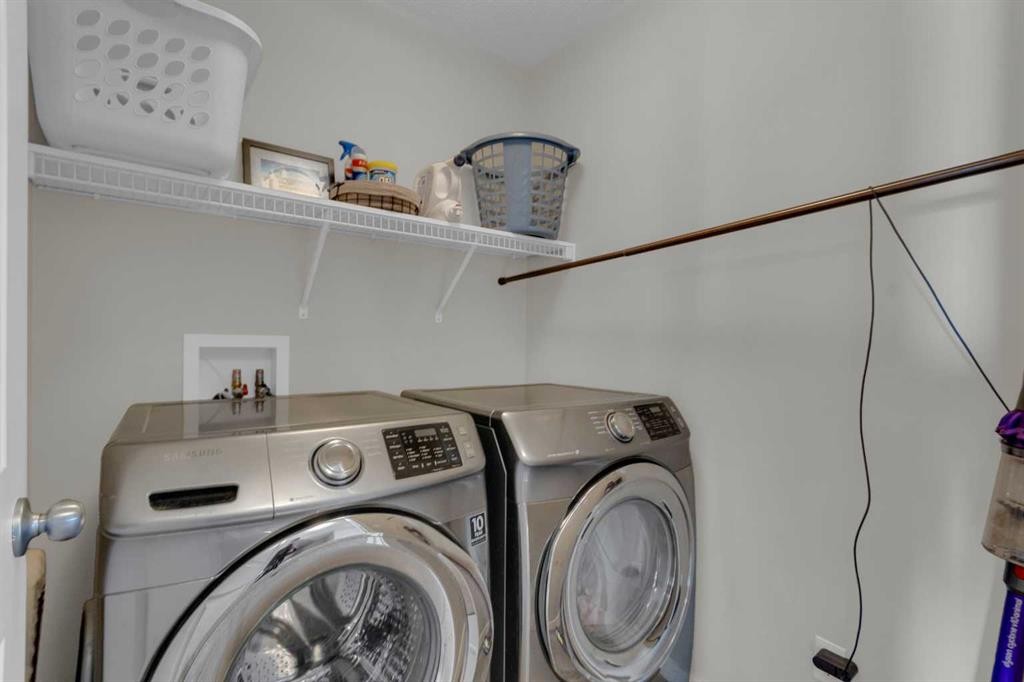 2052 Brightoncrest Green Se, Calgary, AB - Indoor Photo Showing Laundry Room