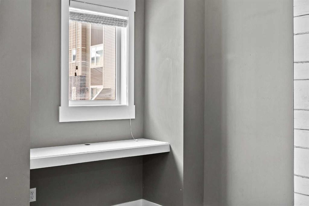 410 Skyview Point Place Ne, Calgary, AB - Indoor Photo Showing Other Room