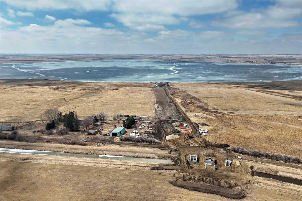 235082 Range Road 243, Strathmore, AB