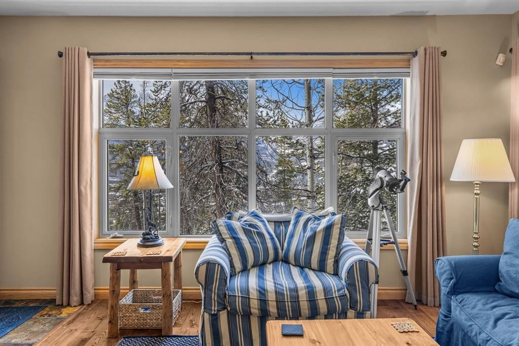 202-3 Aspen Glen, Canmore, AB - Indoor
