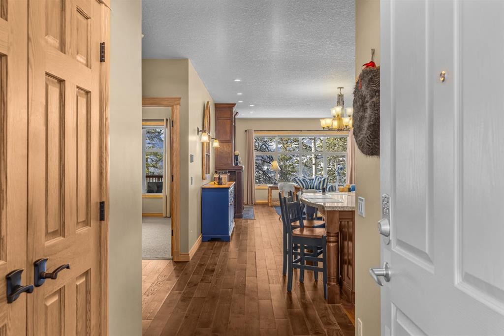 202-3 Aspen Glen, Canmore, AB - Indoor Photo Showing Other Room