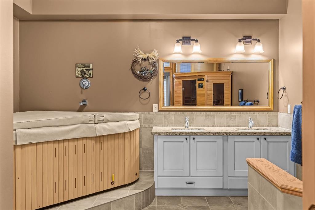 202-3 Aspen Glen, Canmore, AB - Indoor Photo Showing Bathroom