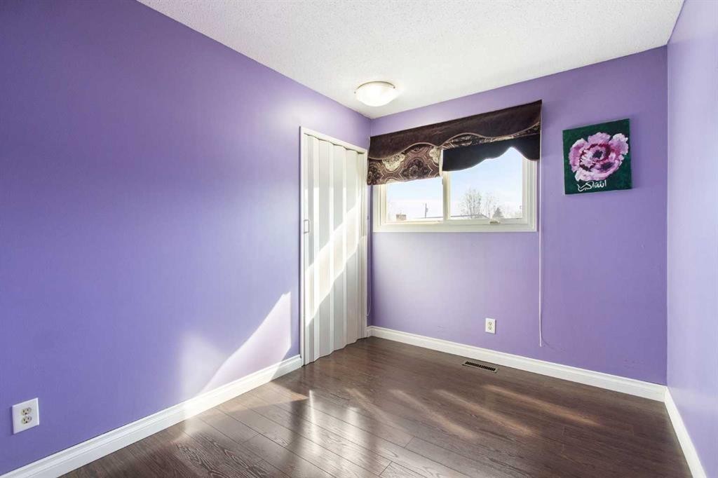 1108 Marcombe Crescent Ne, Calgary, AB - Indoor Photo Showing Other Room