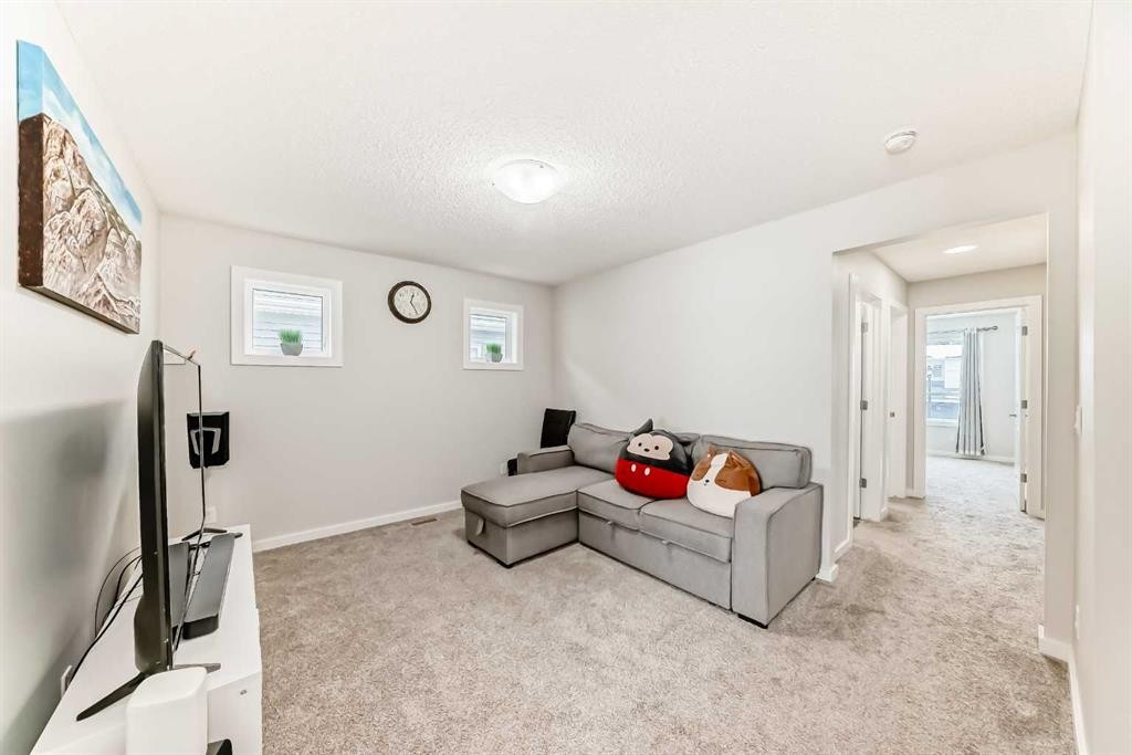 464 Lawthorn Way Se, Airdrie, AB