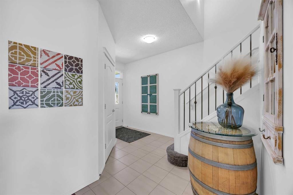 30 Cranarch View Se, Calgary, AB - Indoor Photo Showing Other Room