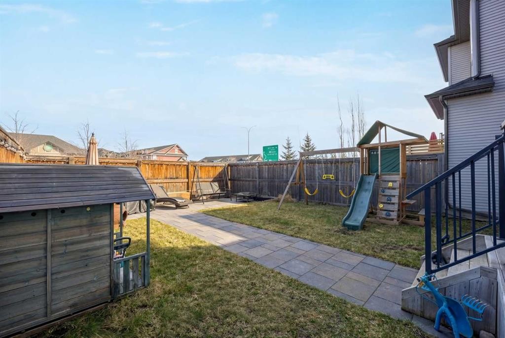 30 Cranarch View Se, Calgary, AB - Outdoor