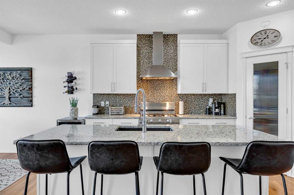 30 Cranarch View Se, Calgary, AB - Indoor Photo Showing Kitchen With Upgraded Kitchen
