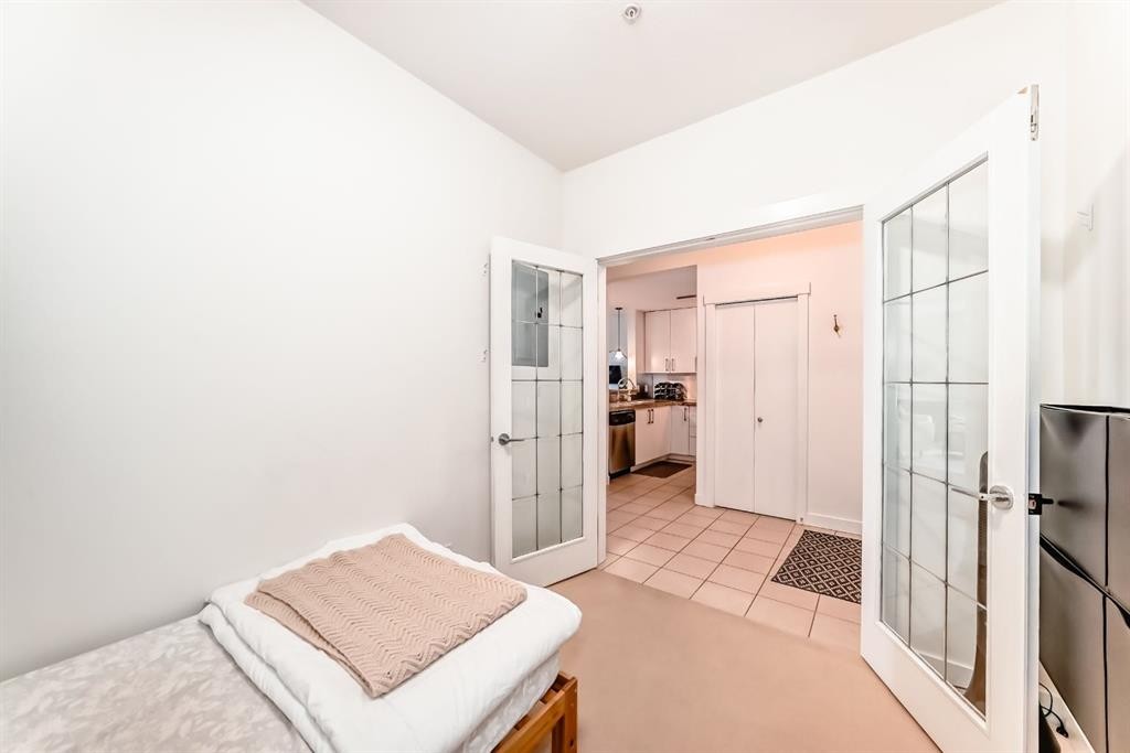 404-1000 Centre Avenue Ne, Calgary, AB - Indoor