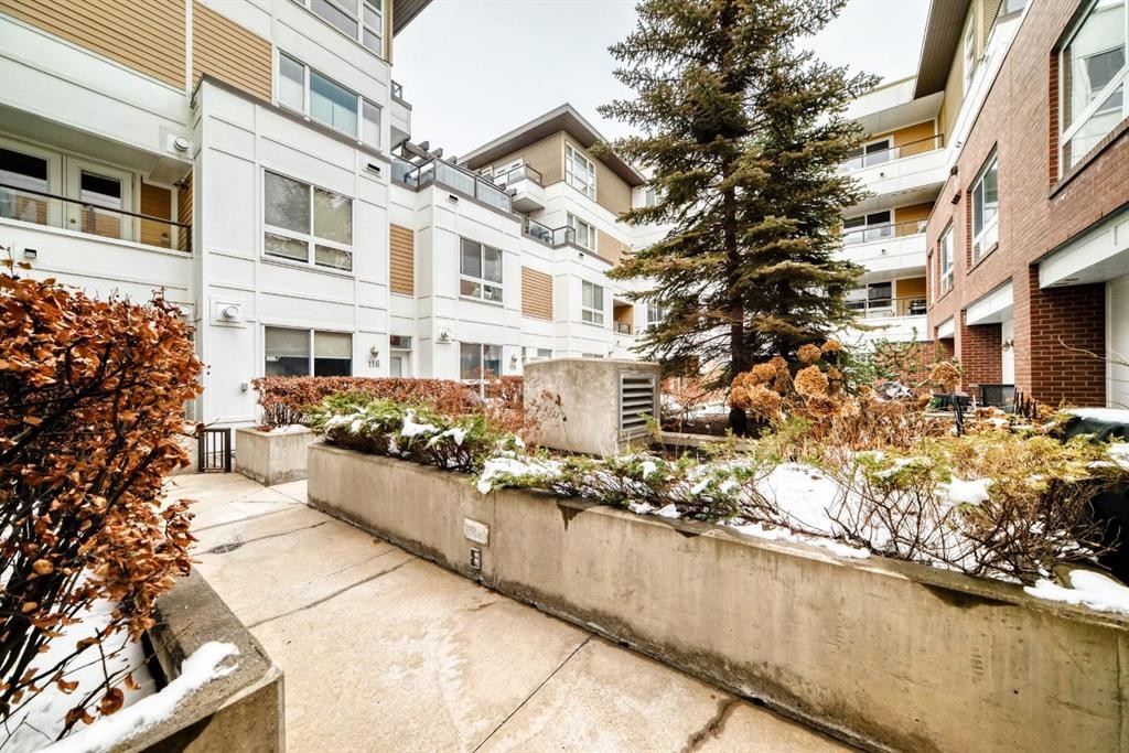 404-1000 Centre Avenue Ne, Calgary, AB - Outdoor