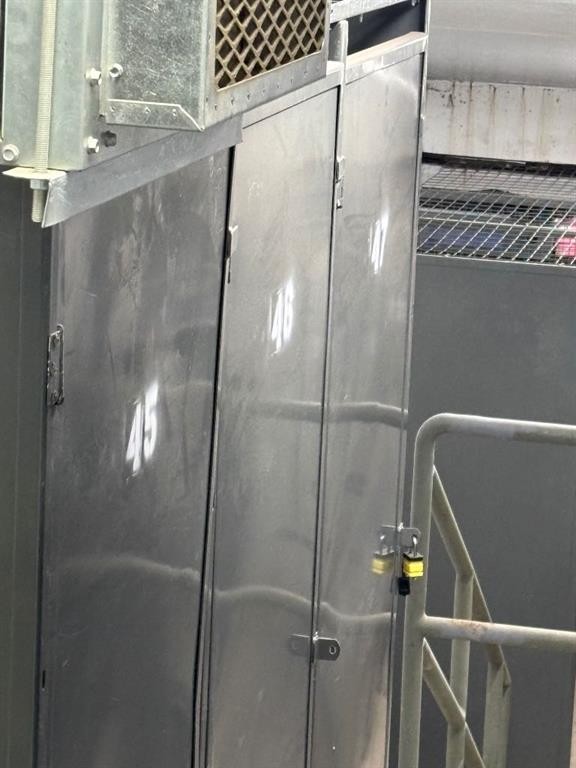 404-1000 Centre Avenue Ne, Calgary, AB - Indoor Photo Showing Bathroom