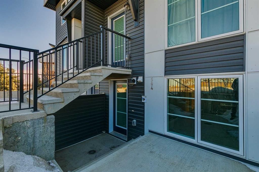 504-474 Seton Circle Se, Calgary, AB - Outdoor With Exterior