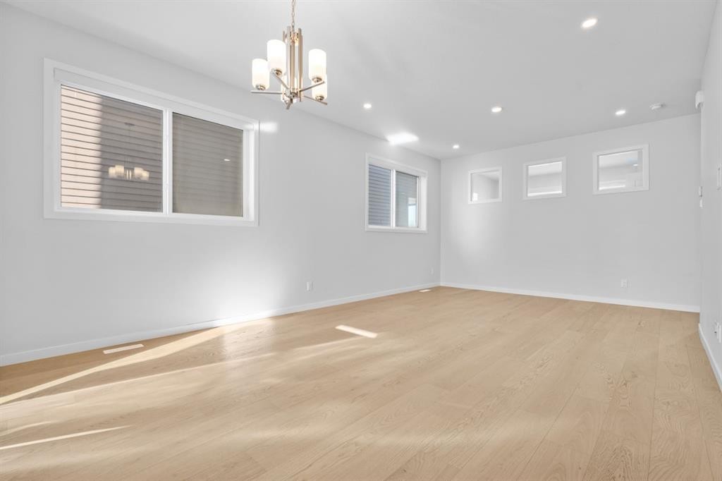 153 Edith Way Nw, Calgary, AB - Indoor Photo Showing Other Room