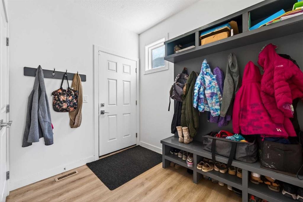 83 Seton Heath Se, Calgary, AB - Indoor Photo Showing Other Room