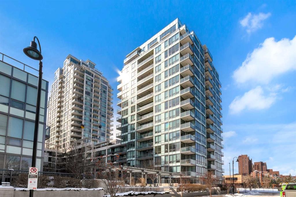 251-222 Riverfront Avenue Sw, Calgary, AB - Outdoor With Facade