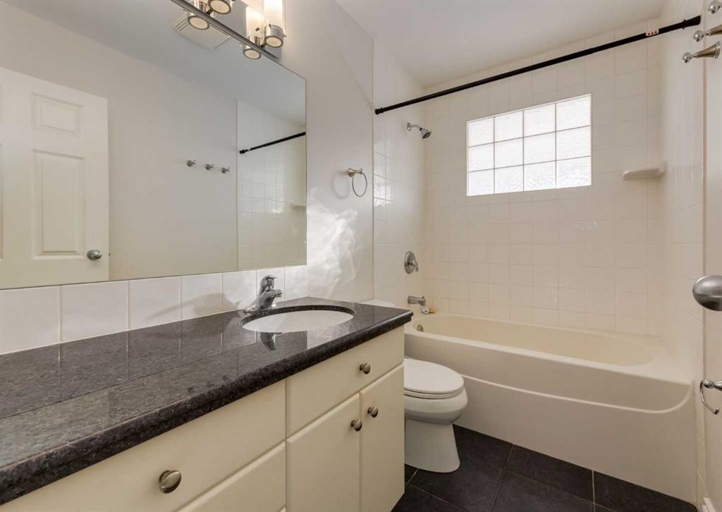 367 Acadia Drive Se, Calgary, AB - Indoor Photo Showing Bathroom