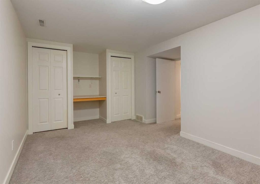 367 Acadia Drive Se, Calgary, AB - Indoor