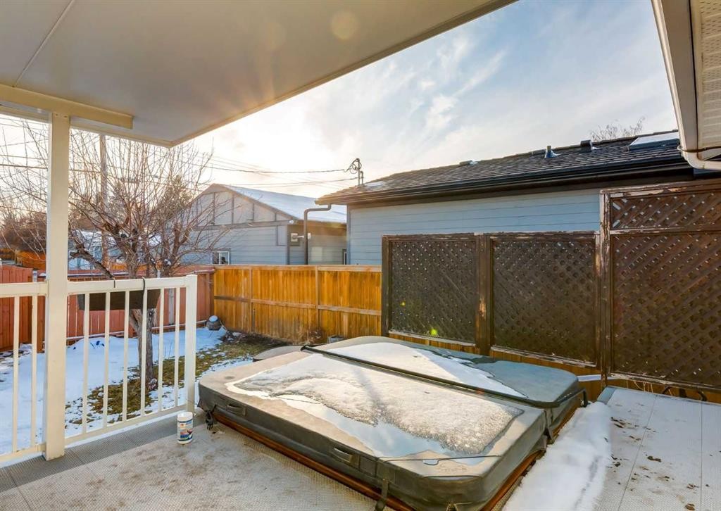 367 Acadia Drive Se, Calgary, AB - Outdoor With Exterior