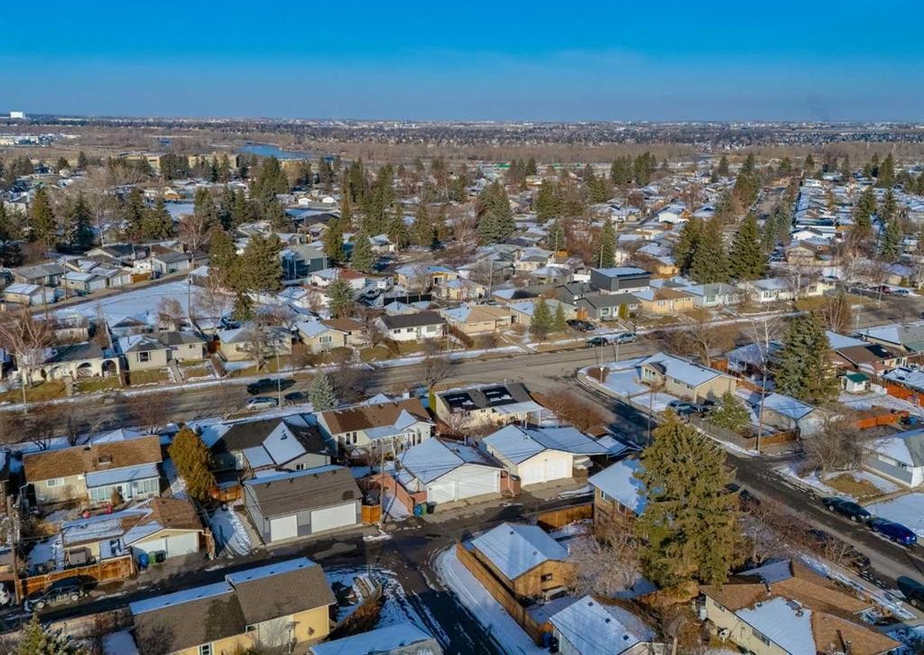 367 Acadia Drive Se, Calgary, AB - Outdoor With View