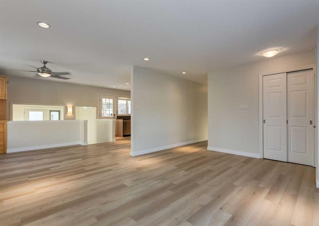 367 Acadia Drive Se, Calgary, AB - Indoor Photo Showing Other Room