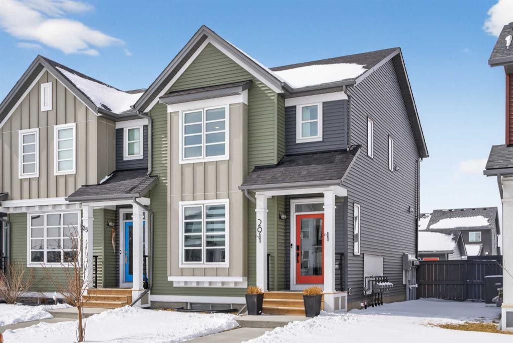 29 Carringvue Way Nw, Calgary, AB - Outdoor With Facade